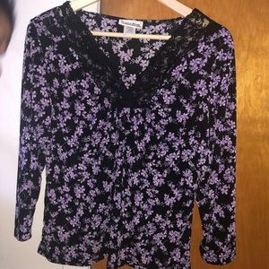 Purple flowers top